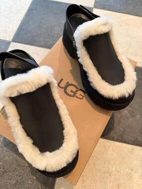 New UGG esmee leather clog
